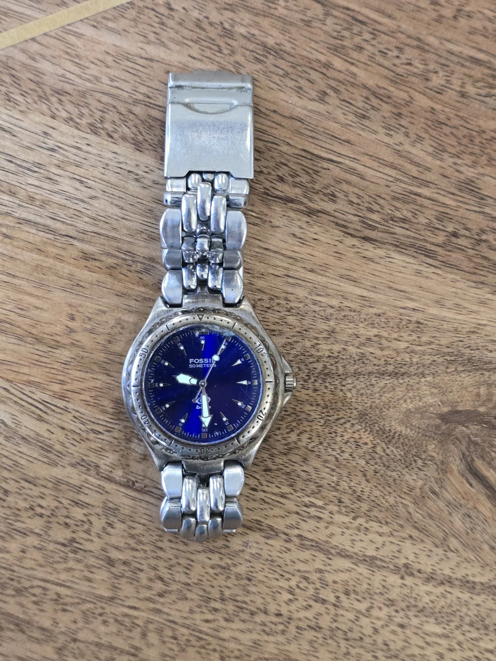Fossil stainless steel